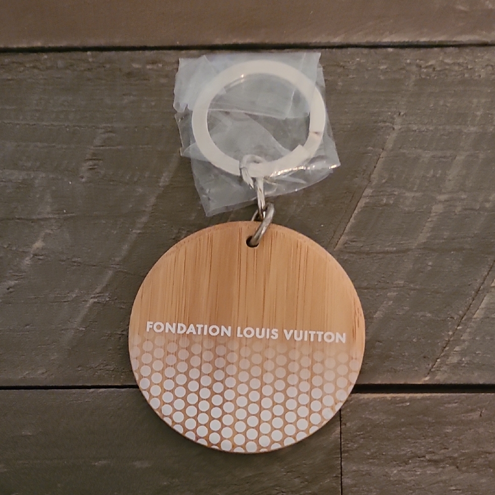 Rare Foundation Louis Vuitton Bamboo Keyring with‎ White Accents